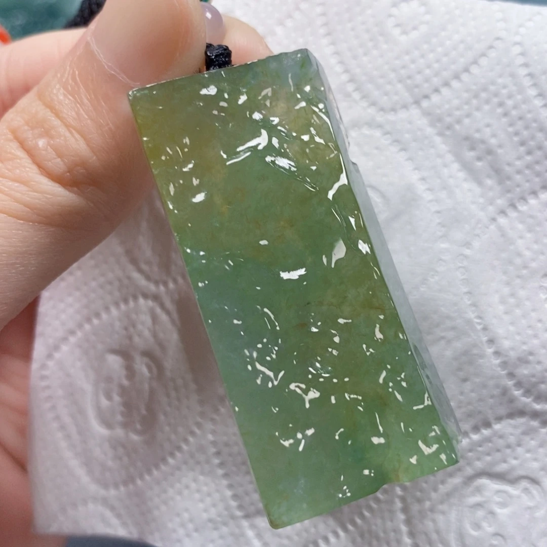 【闪购商品】翡翠吊坠(不含链)未镶嵌996