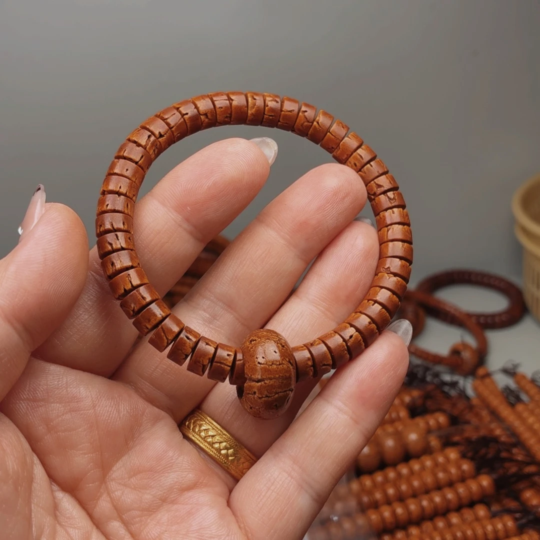 桃核大药片手串微瑕疵28