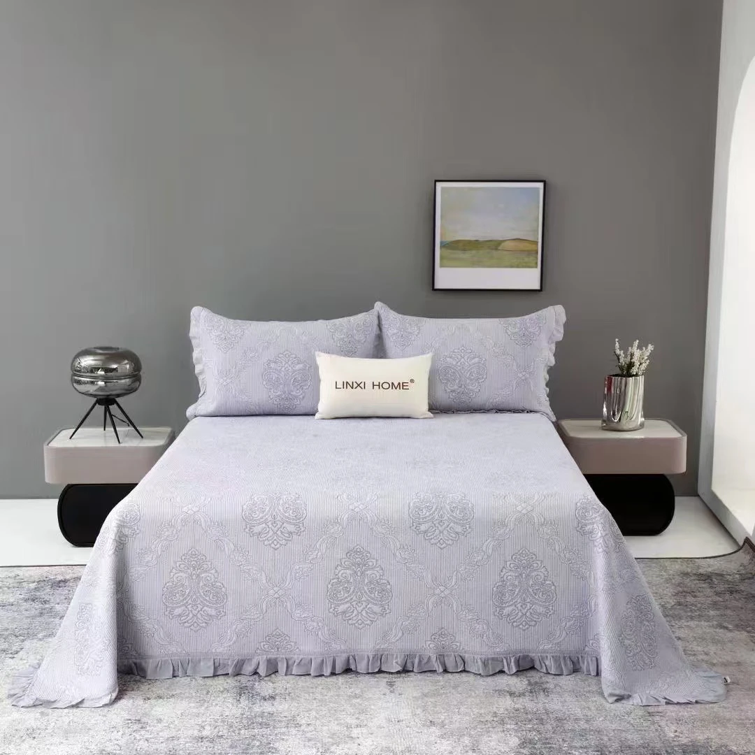 49118 花诺羽浅蓝灰巴厘纱床盖三件套 夹棉花双面可用，可低温水洗