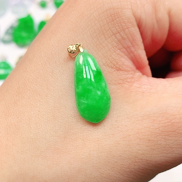 吊坠(不含链)18K金镶嵌翡翠