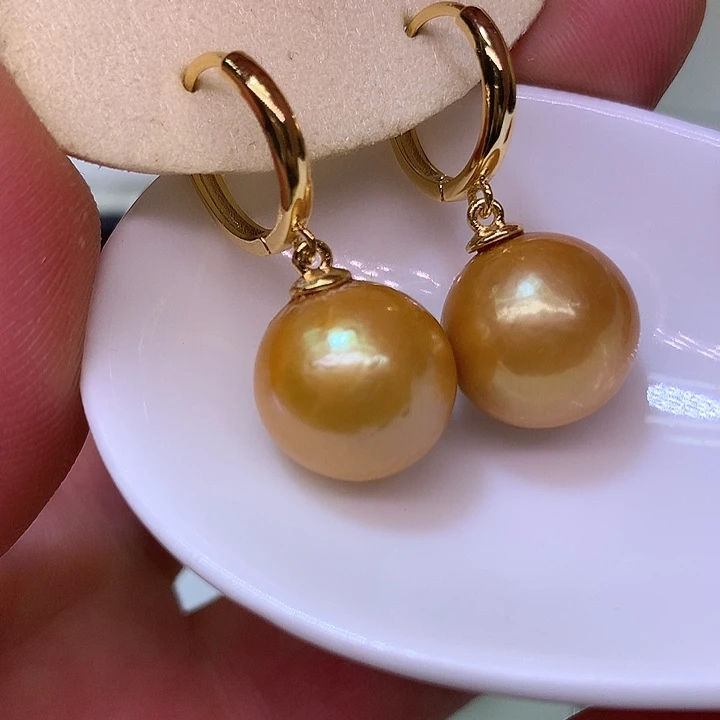 银S925镶嵌耳饰淡水珍珠