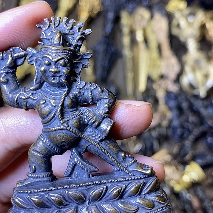 青铜催迫金刚福利福利