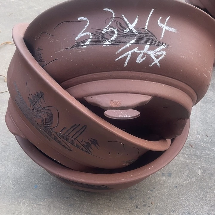 紫砂花盆60-3。  微瑕