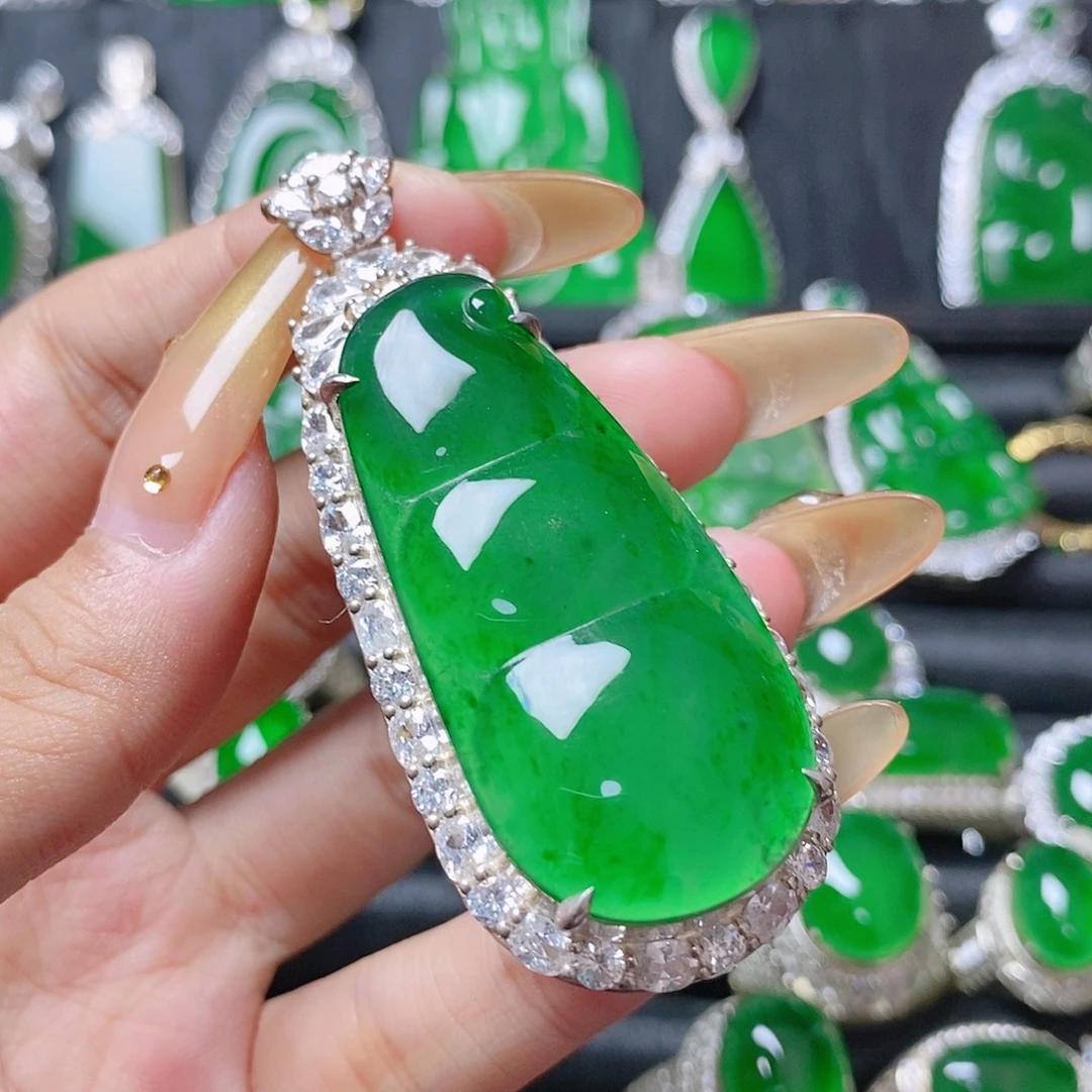 翡翠银S925镶嵌颈饰