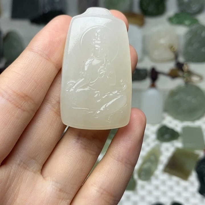 和田玉（糖玉）未镶嵌颈饰