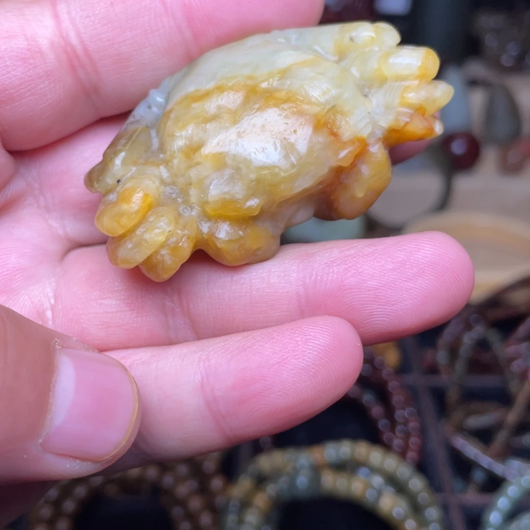 岫岩河磨玉（透闪石质玉）未镶嵌颈饰