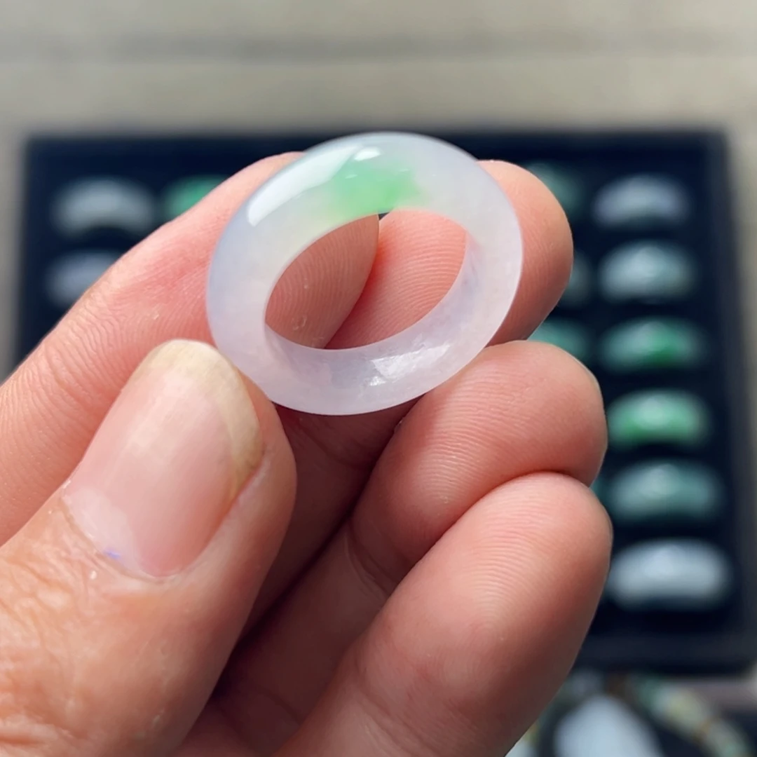 定制翡翠未镶嵌圈口15号