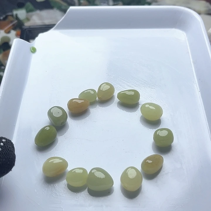 和田玉（糖玉）和田玉边角料9K金镶嵌