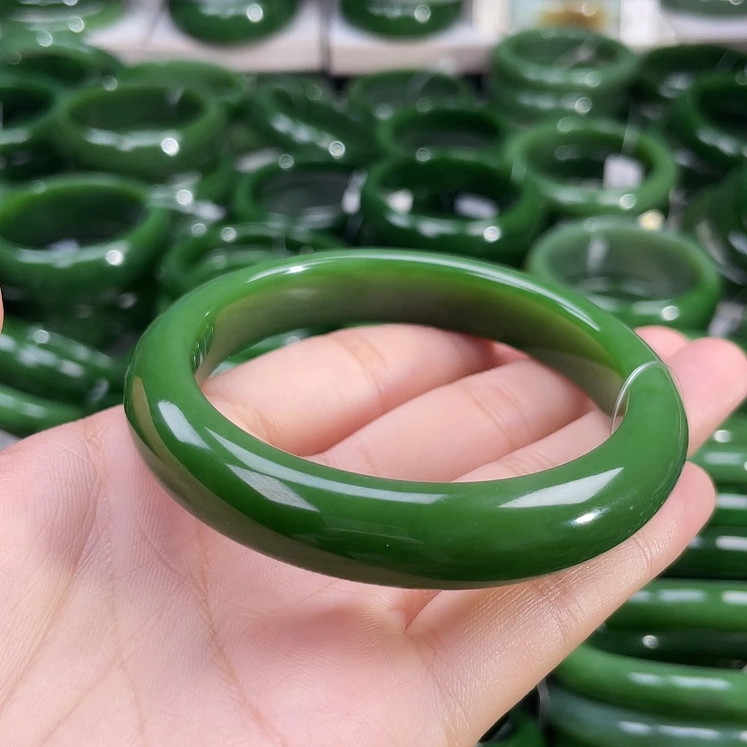 未镶嵌手镯和田玉（碧玉）