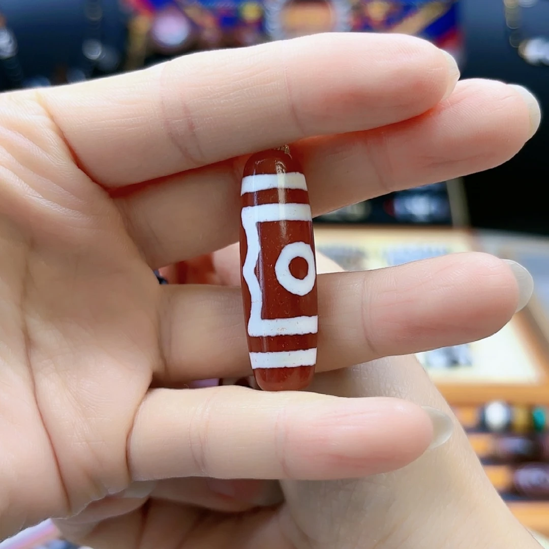 玛瑙/玉髓颈饰未镶嵌小***。