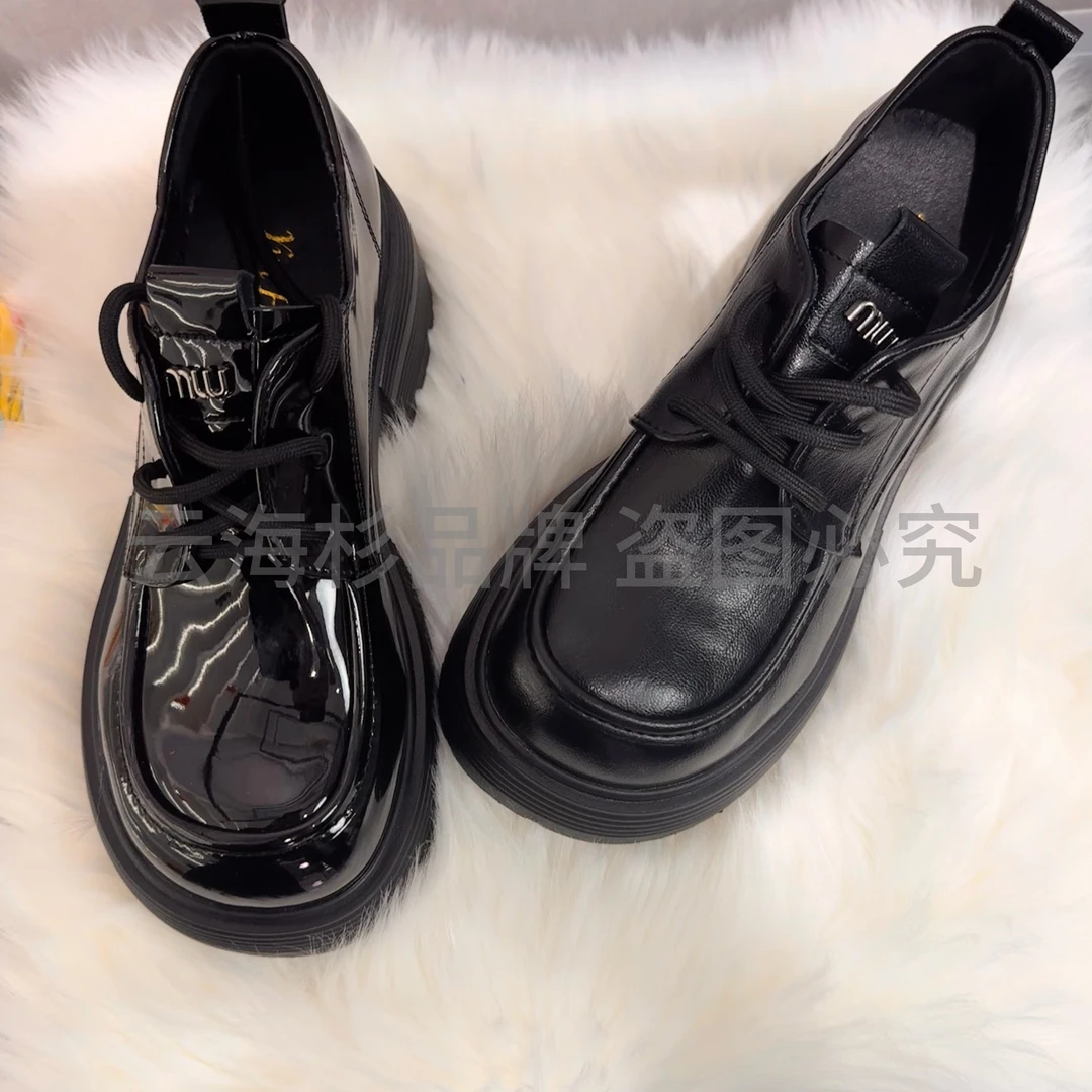 2025年新款显脚小高跟乐福女单鞋系带时尚百搭英伦风厚底增高