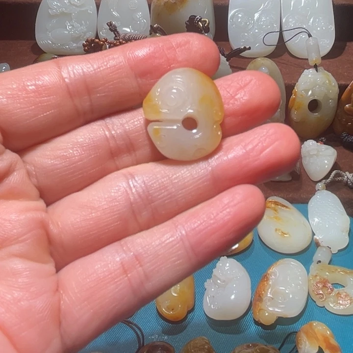 和田玉（白玉）未镶嵌颈饰