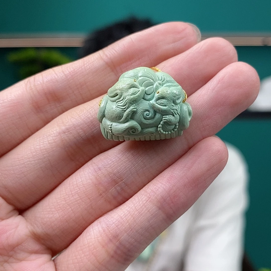 未镶嵌绿松石珠宝奇石