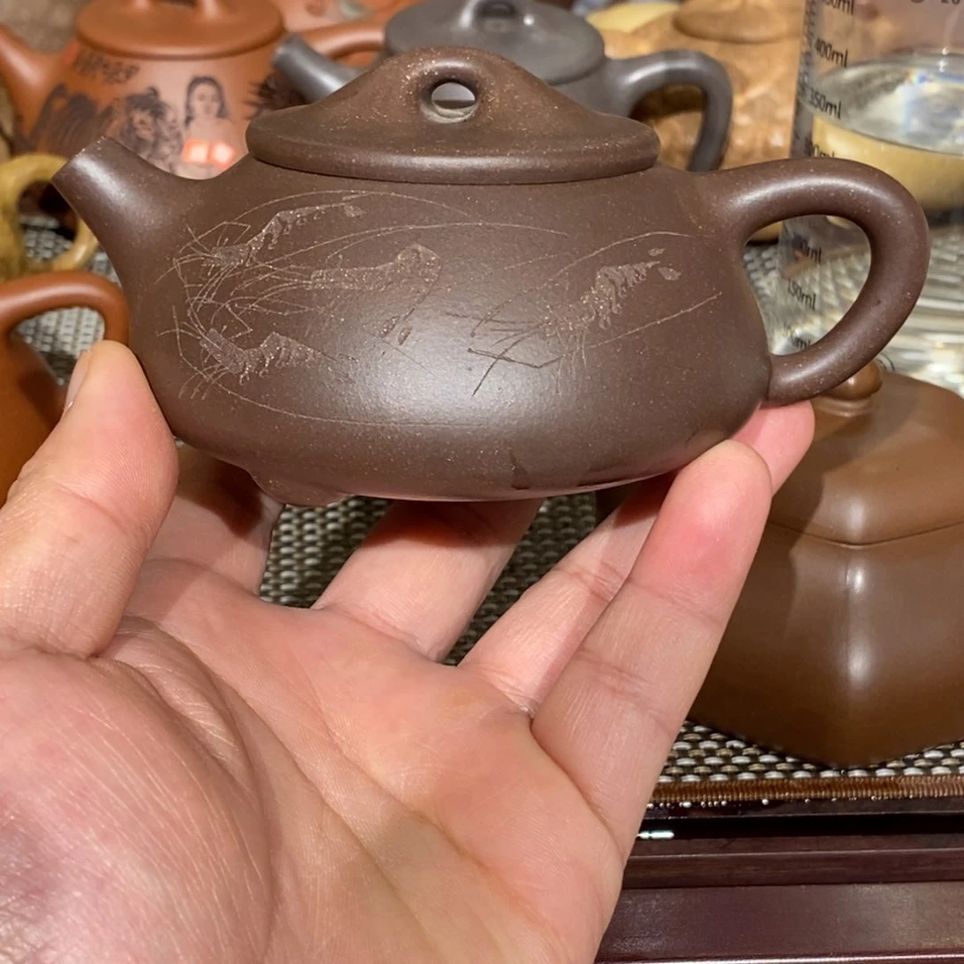 紫砂茶壶?*?精工半手刻9条虾石瓢200cc