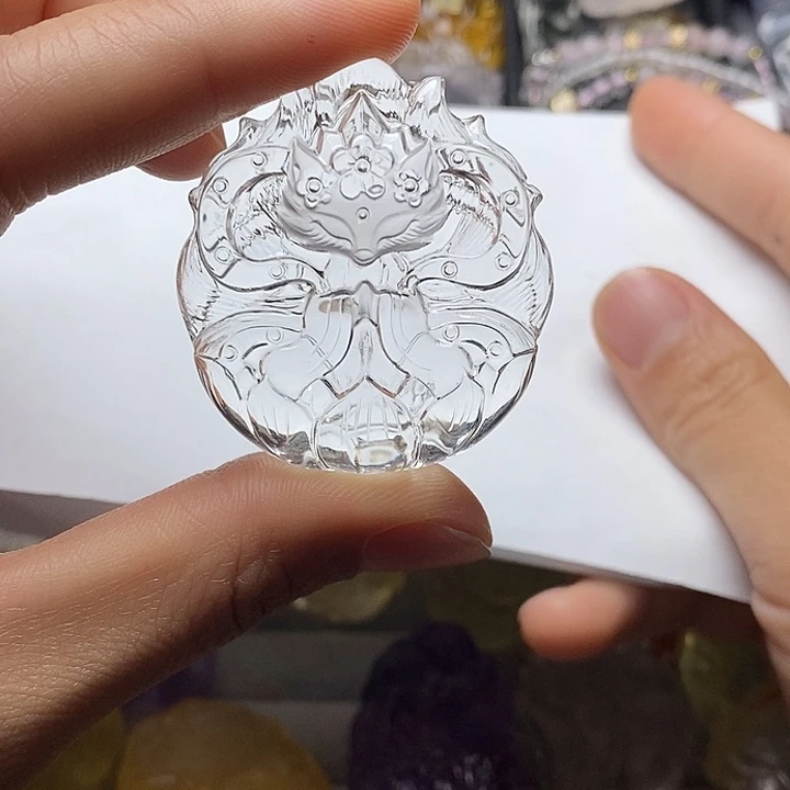 未镶嵌颈饰水晶上****水晶吊坠