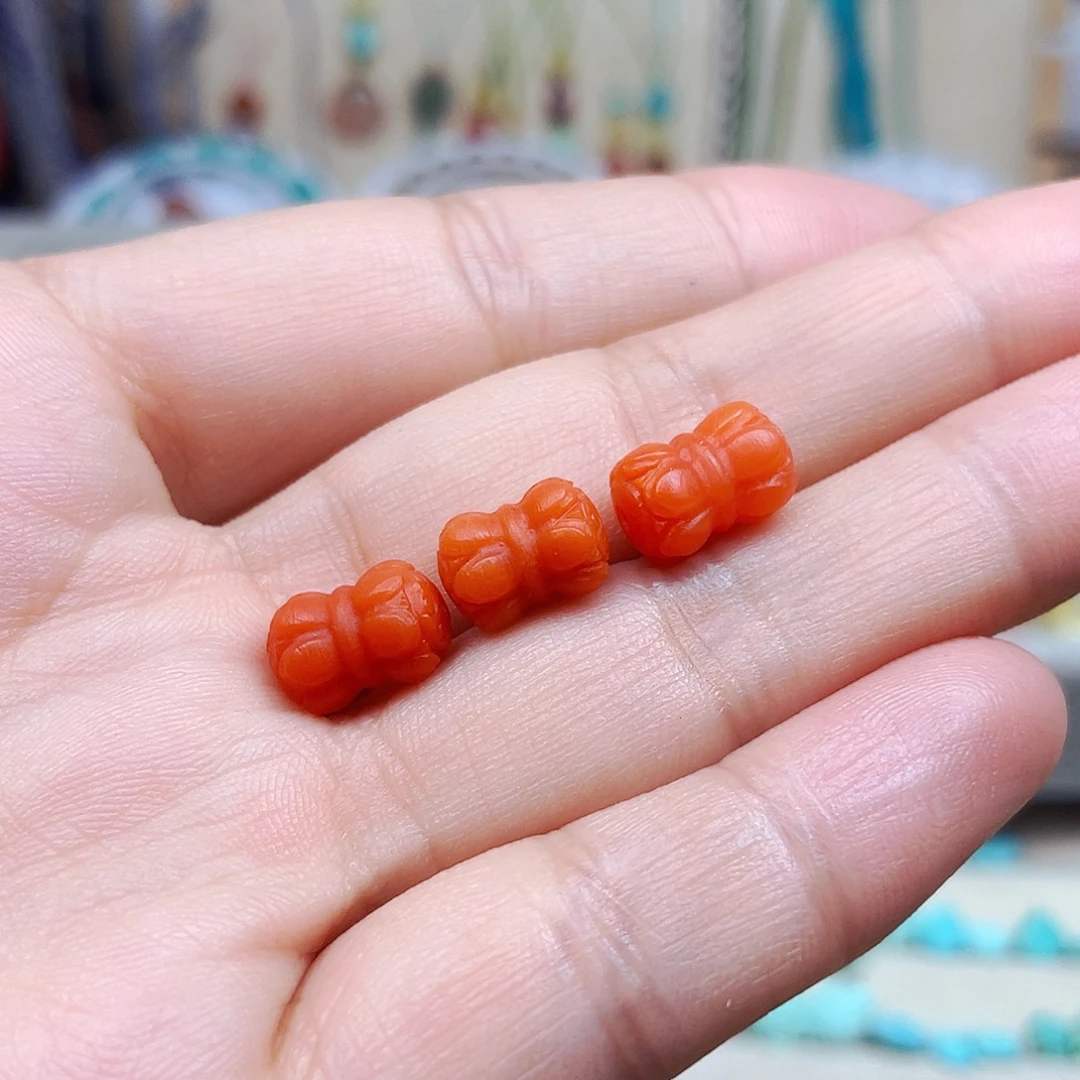 南红玛瑙未镶嵌挂件发一个