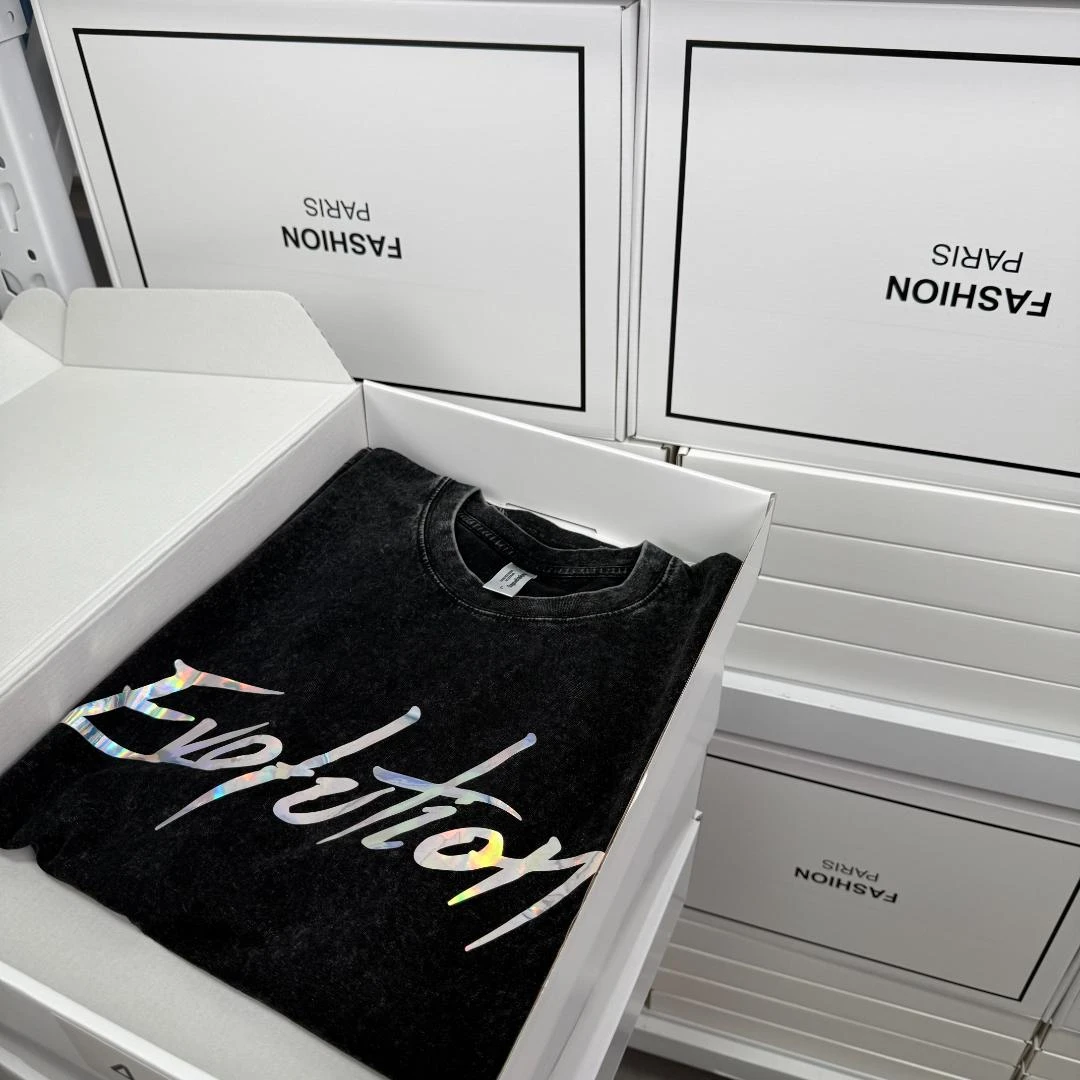 【谢霆锋同款镭射】宽松潮流轻奢短袖【KK-002】