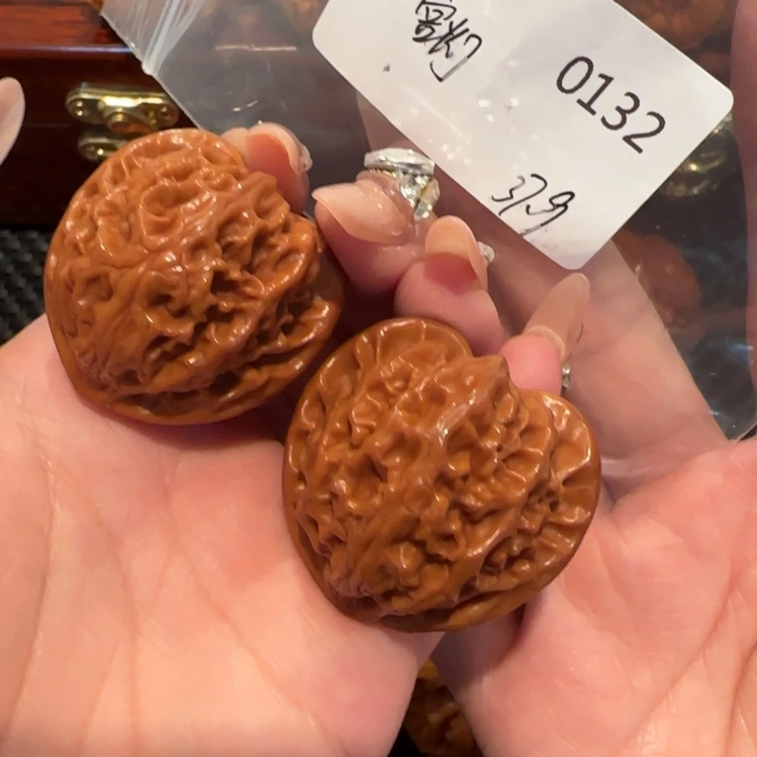 周***.文玩核桃吊坠宫灯37精品0132