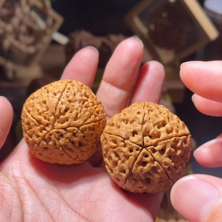 吊坠桃核五瓣金刚菩提49.9