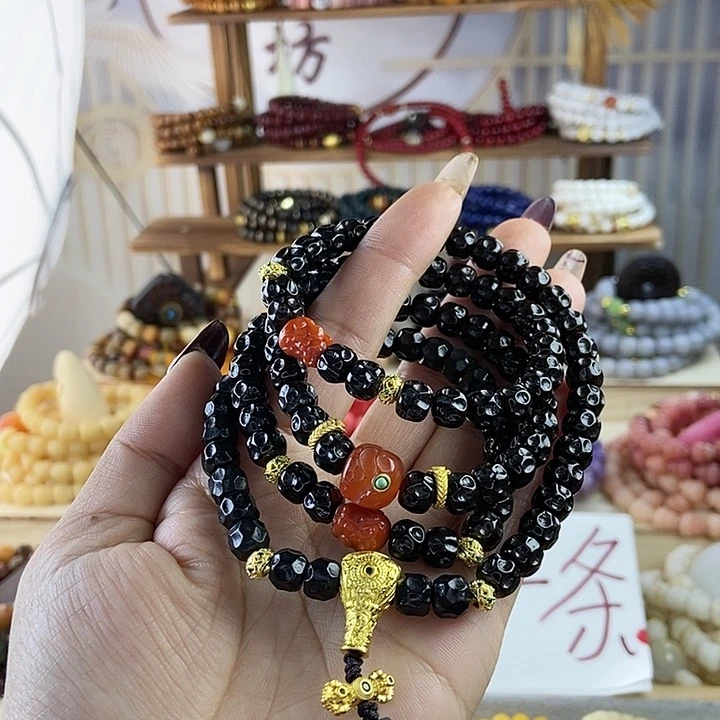 白玉菩提吊坠恬**鲤菩提