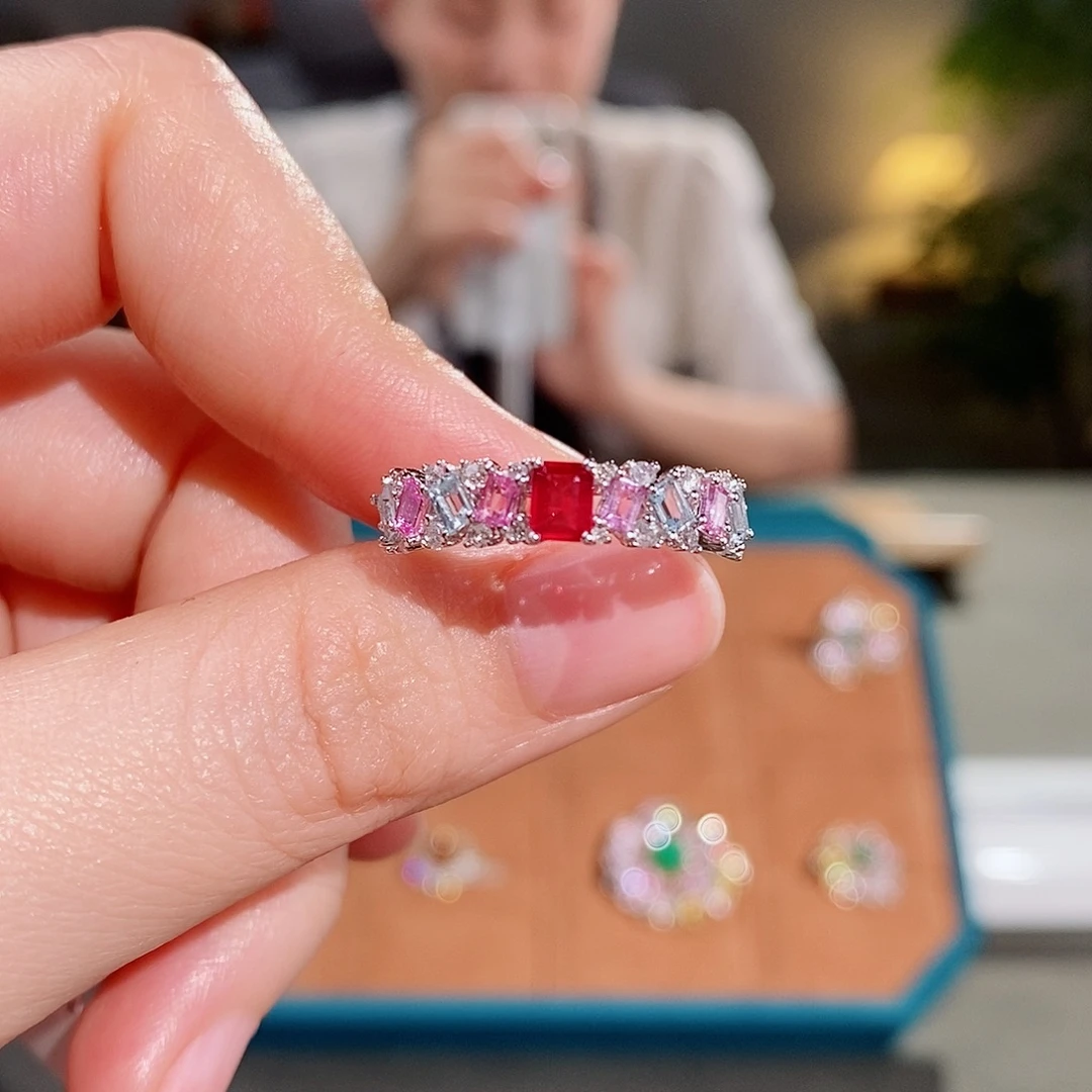 红宝石戒指18K金镶嵌0.32ct