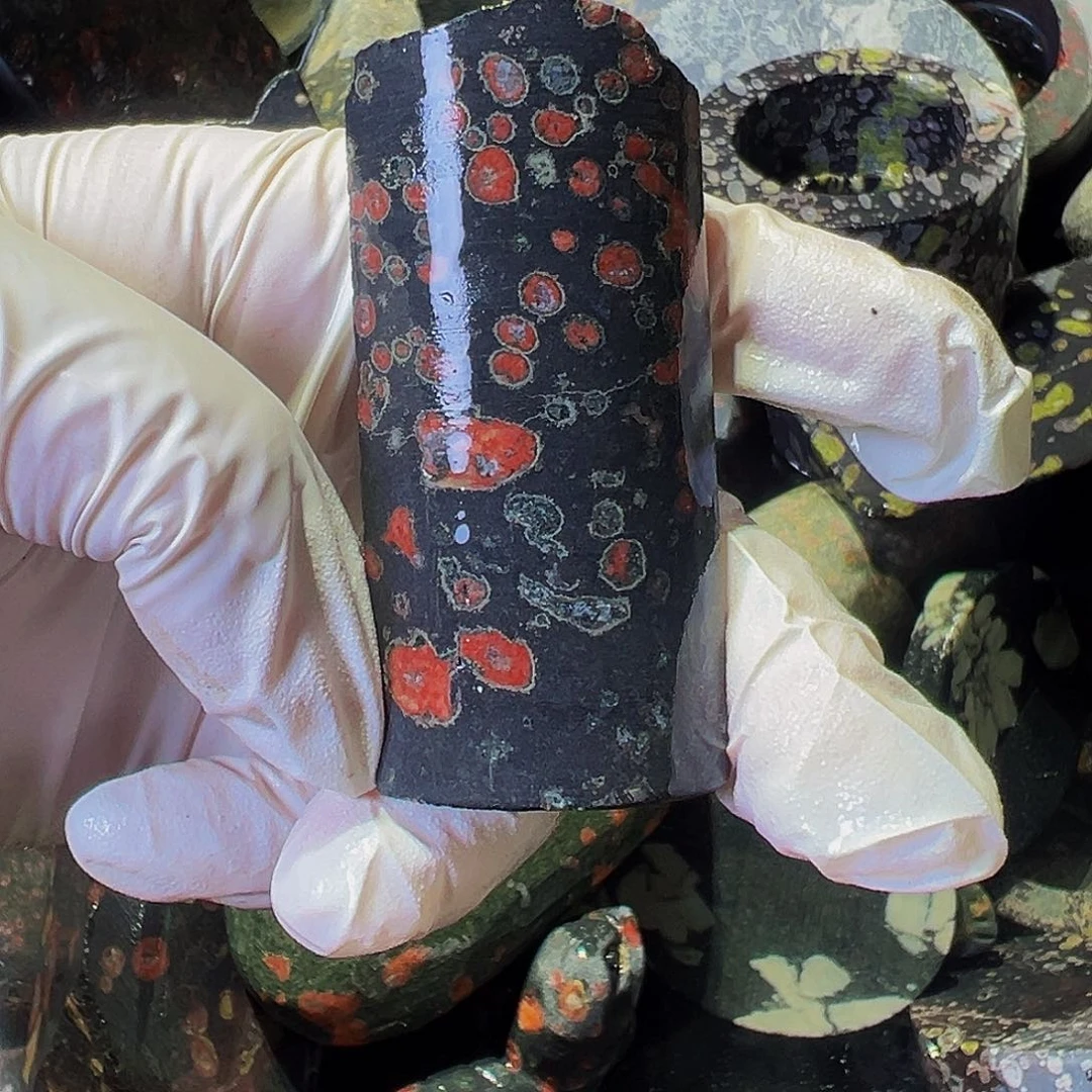 梅花玉鱼缸石茶周边微瑕不退不换