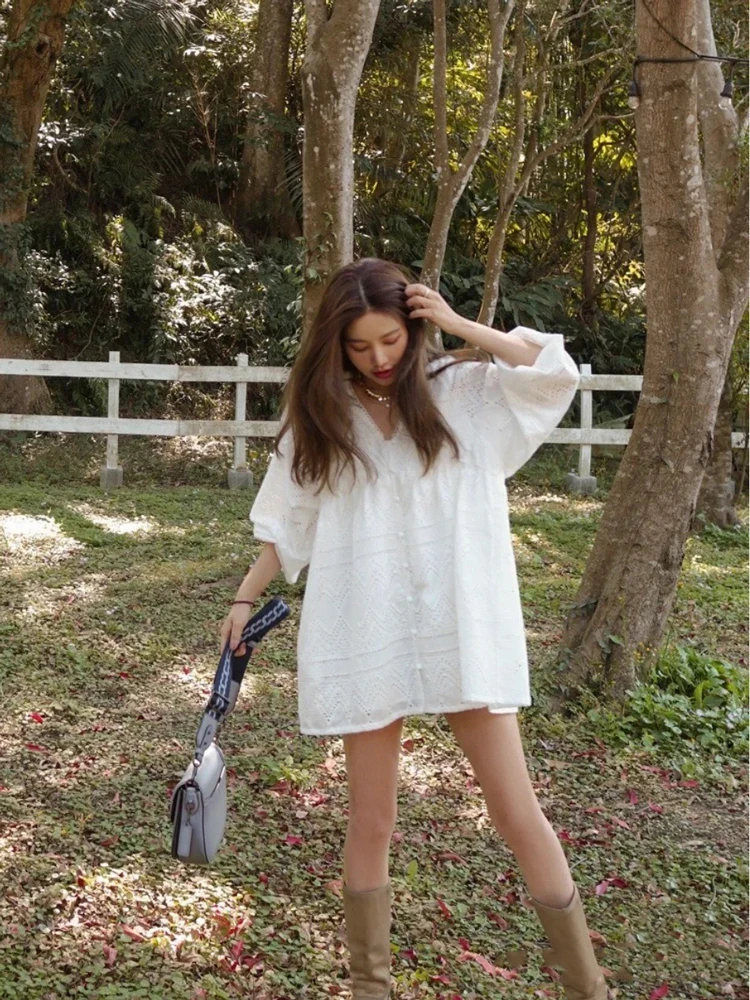 2025新款宽松显瘦中长款蕾丝小个子连衣裙女夏季胖妹妹薄款透气白