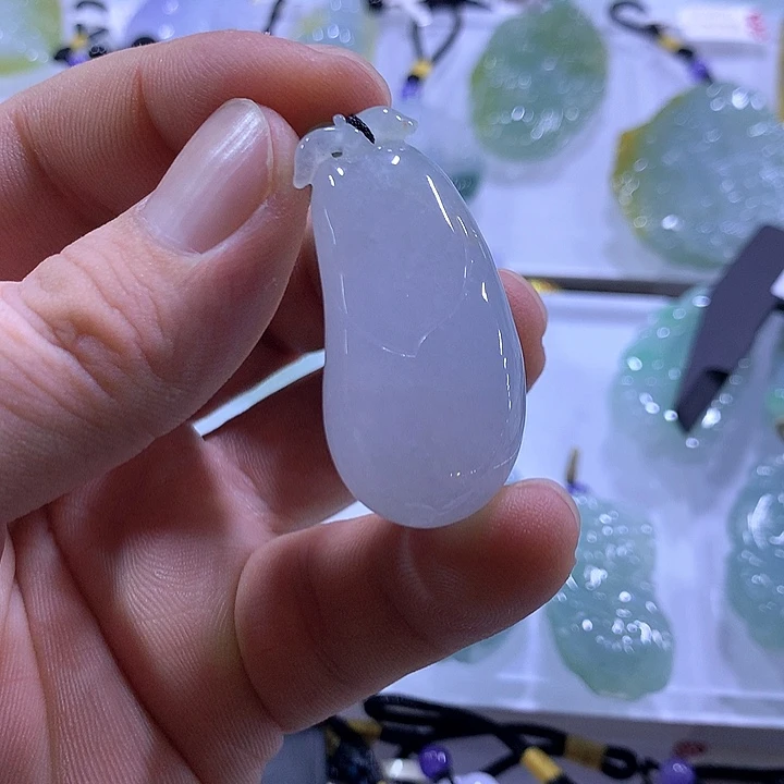 颈饰未镶嵌翡翠天然翡翠A货吊坠