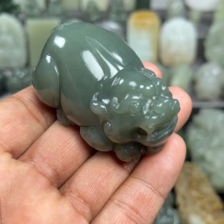 和田玉把件未镶嵌生**态