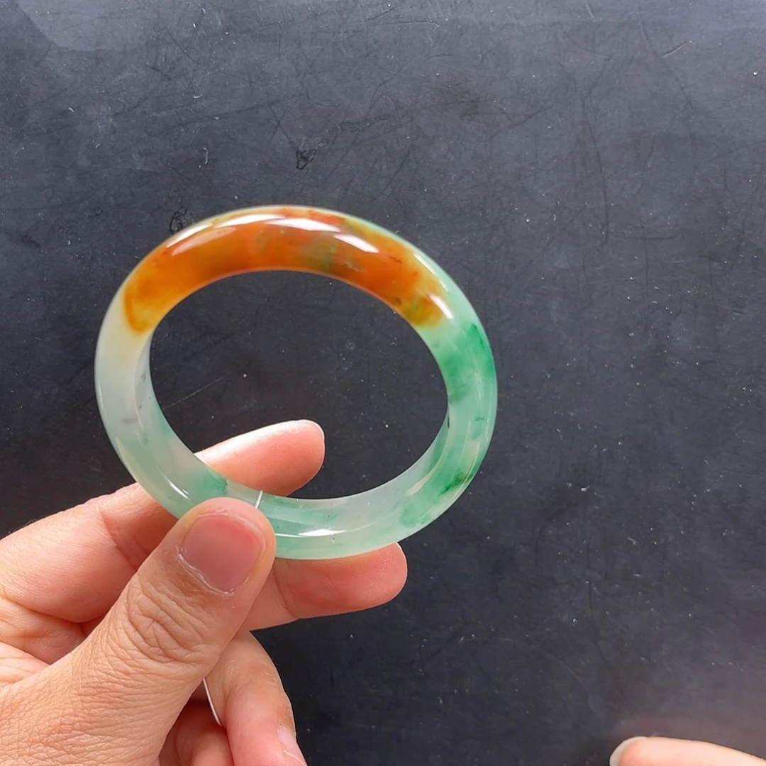 石英质玉未镶嵌手镯