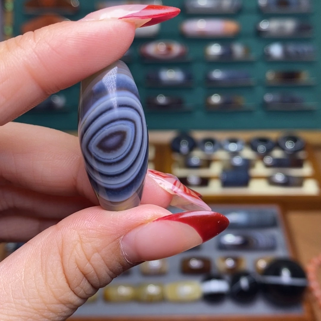 玛瑙/玉髓未镶嵌珠宝半成品