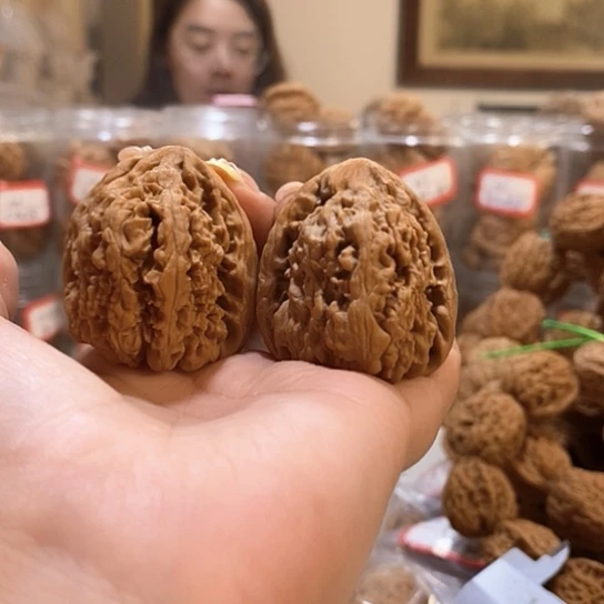 文玩核桃吊坠裤**盖38核樽有修