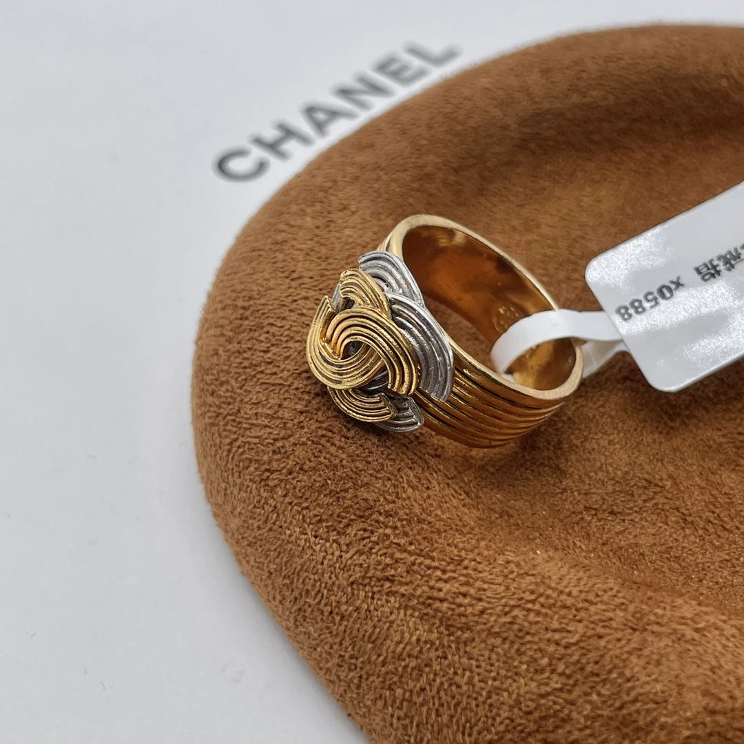 95新 Chanel/香奈儿 香奈儿条纹双c戒指/x05888