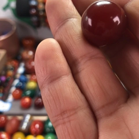 未镶嵌颈饰玛瑙/玉髓平*