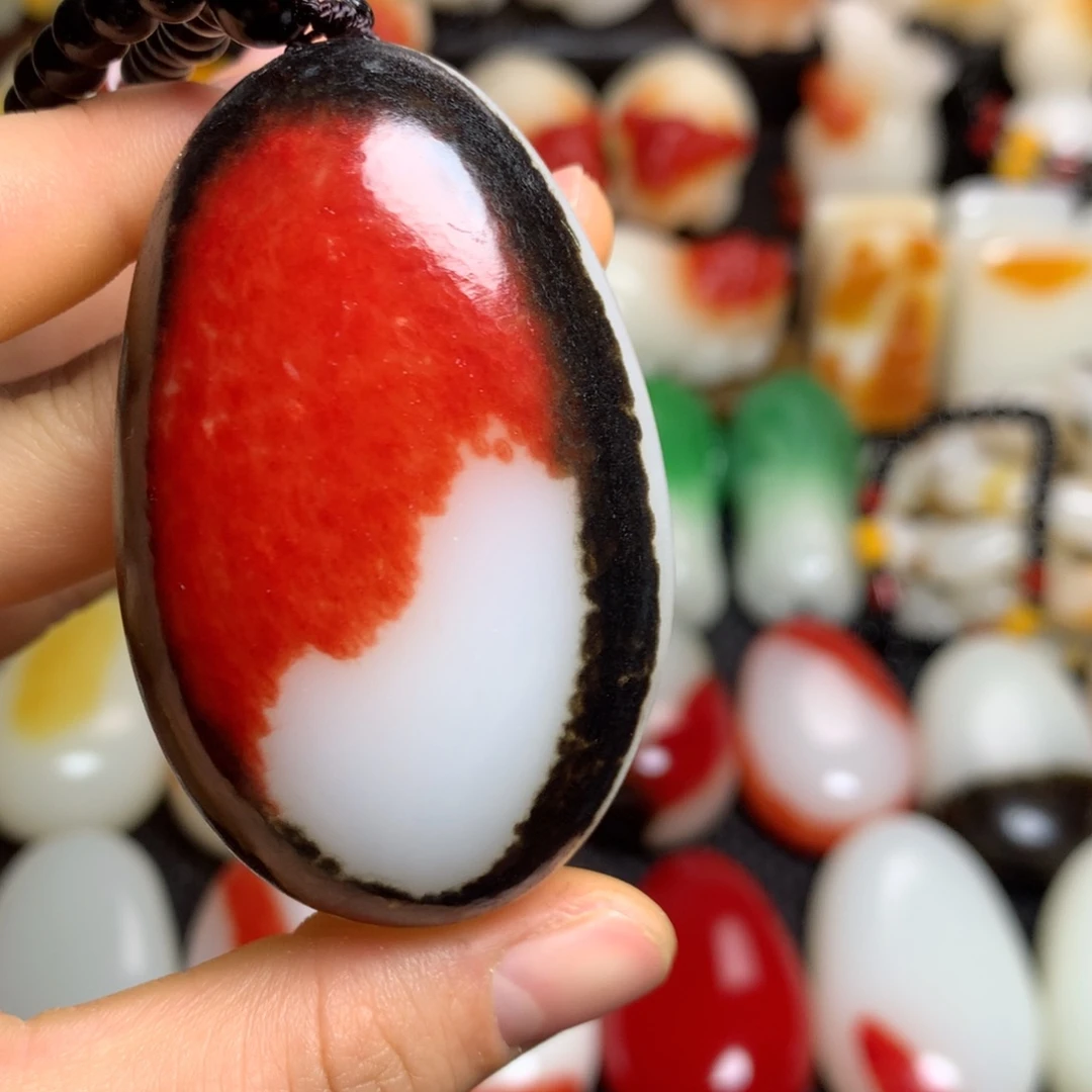 新疆戈壁石五彩石