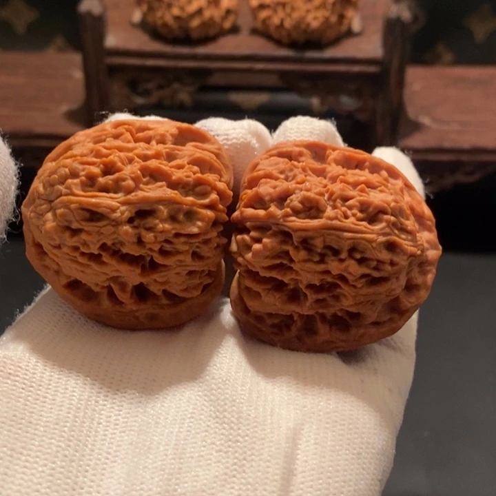 史***比把件文玩核桃南疆石