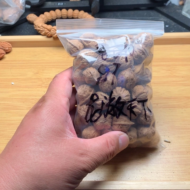 龙***下桃核吊坠野生精品小核桃散籽