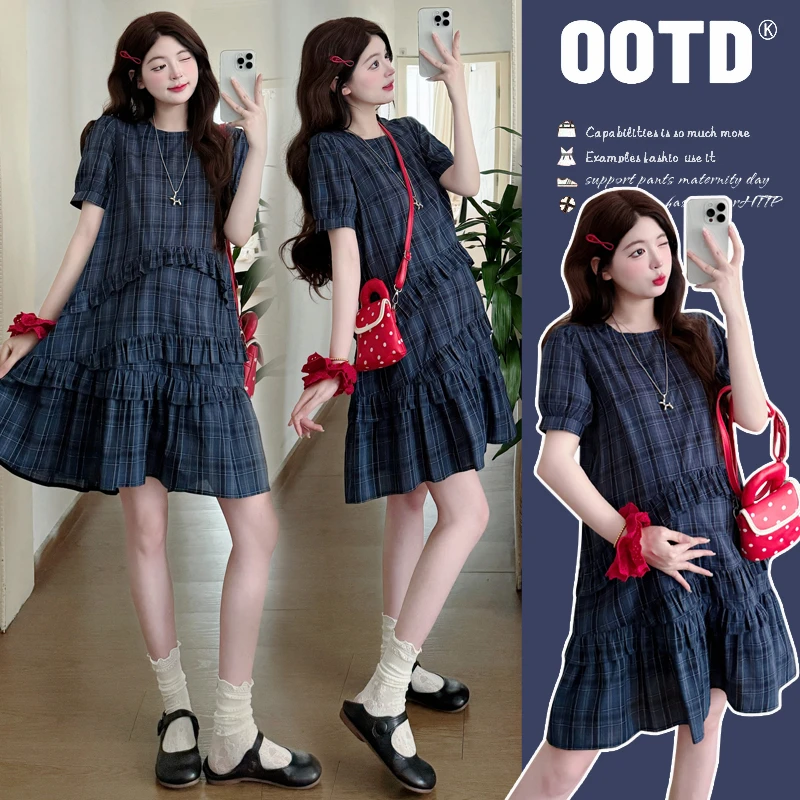 时尚孕妇夏季韩系设计感不规则荷叶边蓝格纹泡泡袖孕妇连衣裙