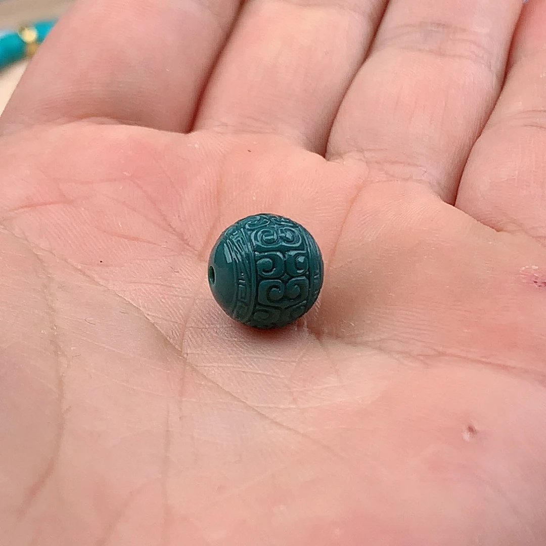 绿松石颈饰未镶嵌