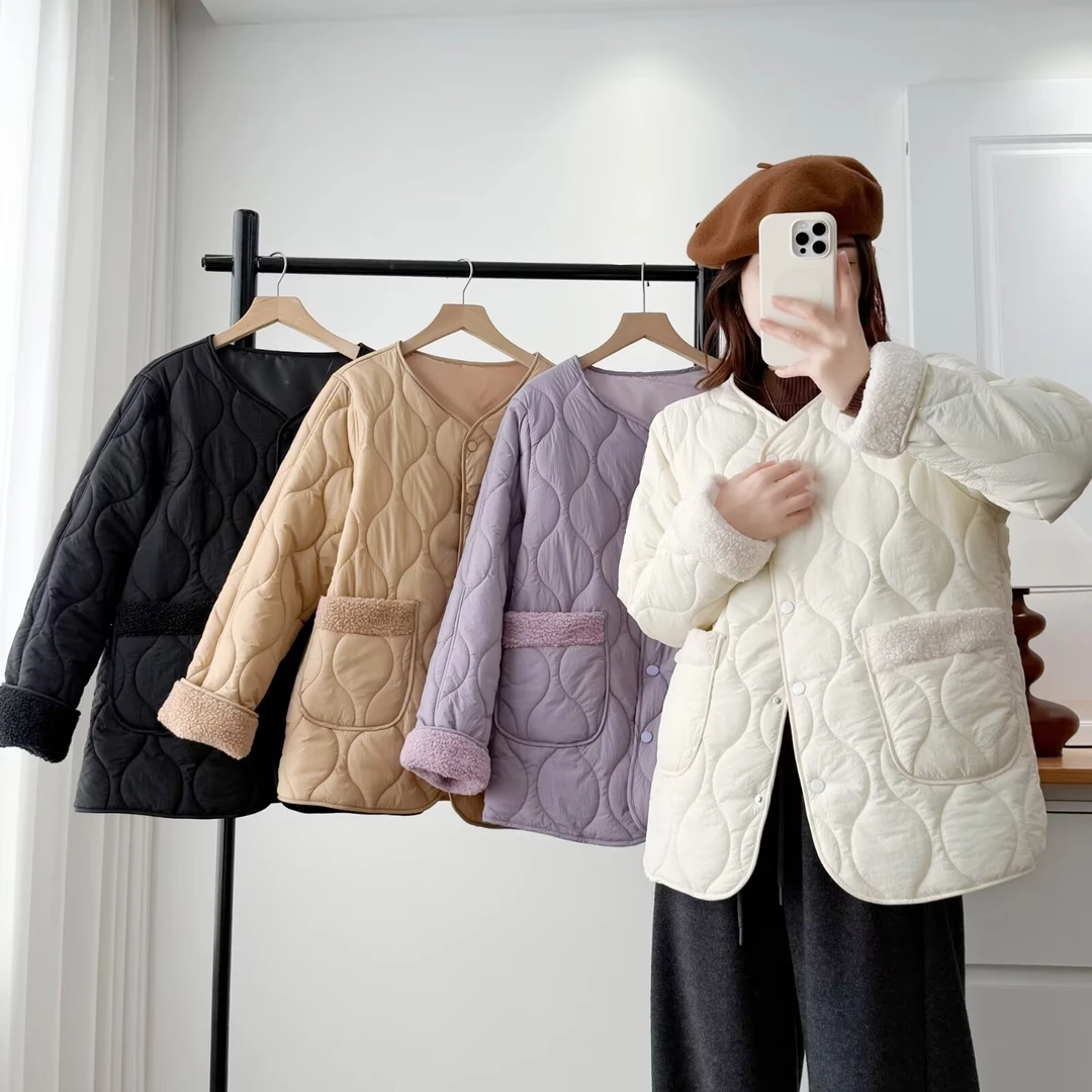 大码微胖秋冬纯色翻领显瘦棉衣宽松保暖V领拼接休闲百搭棉服