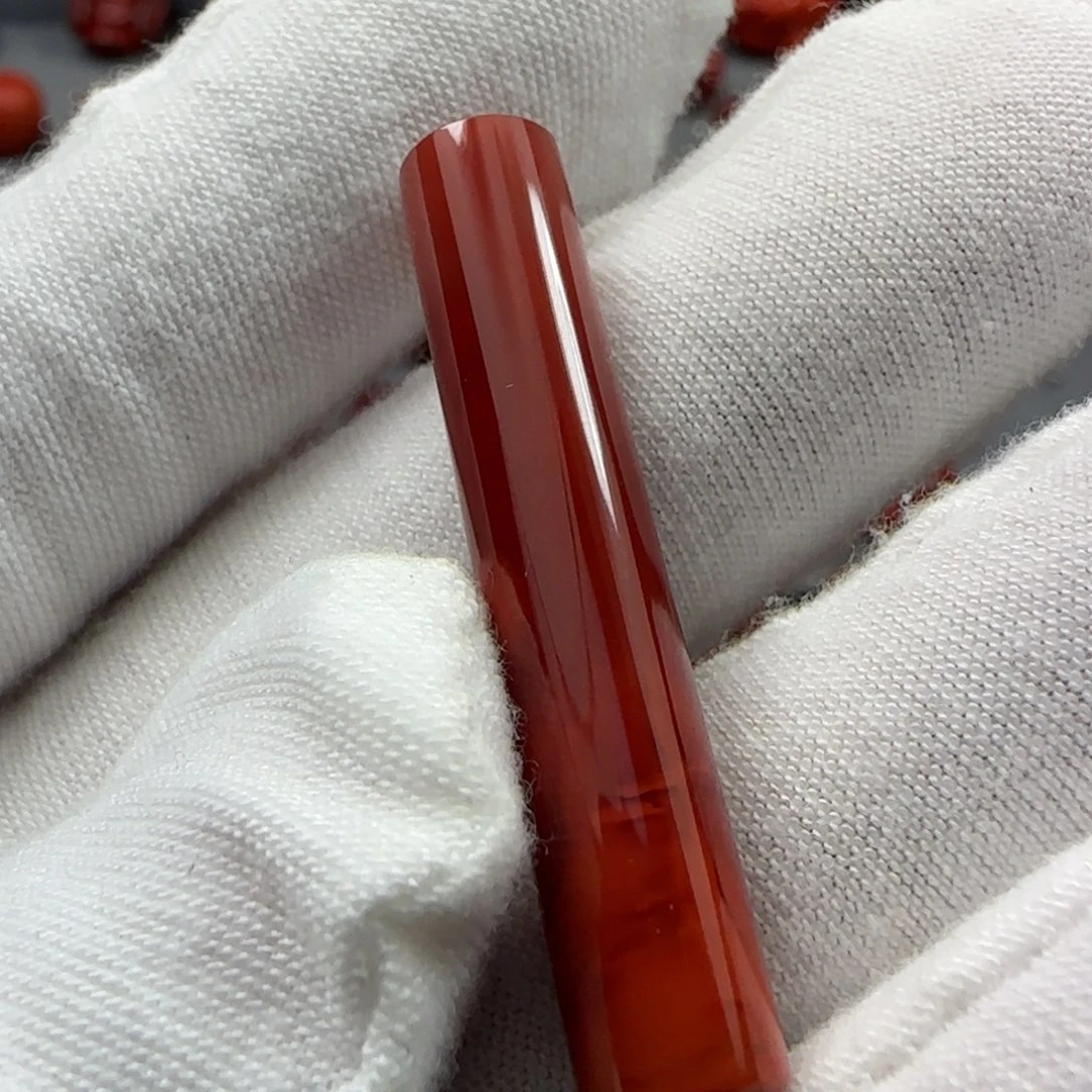 南红玛瑙未镶嵌圆柱7.5