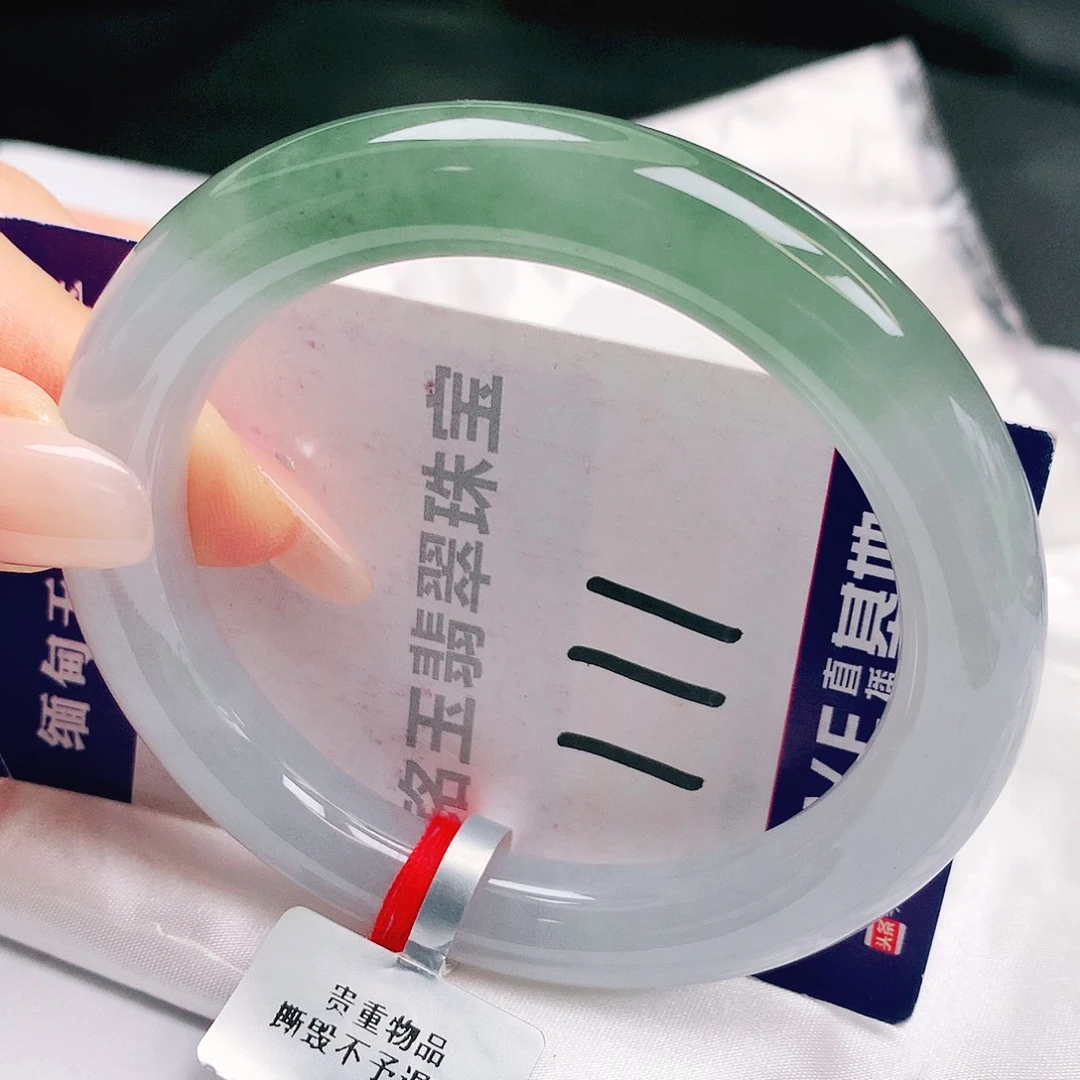 翡翠未镶嵌手镯缅甸天然a货翡翠手镯