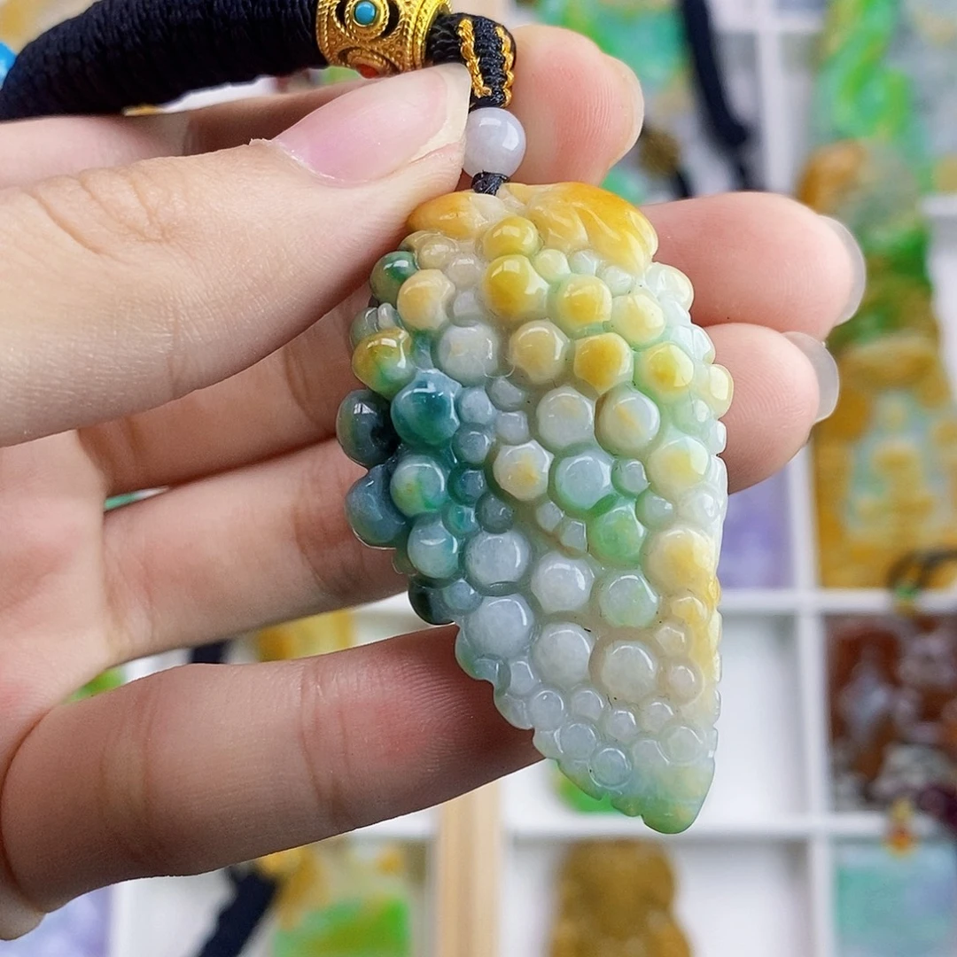 定制翡翠未镶嵌翡翠