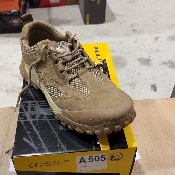 505号。43码防砸防刺劳保鞋。