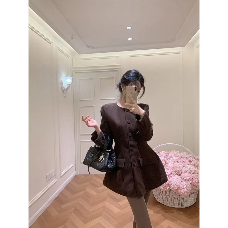 韩系秋冬洋气休闲百搭高级感小众精致长袖连衣裙收腰显瘦a字短裙