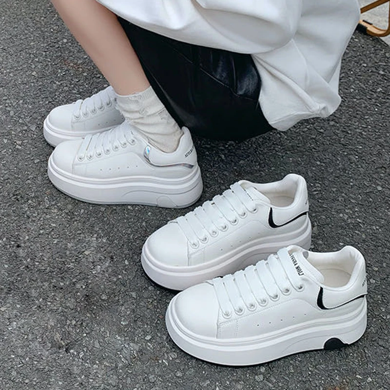 爱心小白鞋新款厚底增高百搭松糕轻便休闲鞋13901