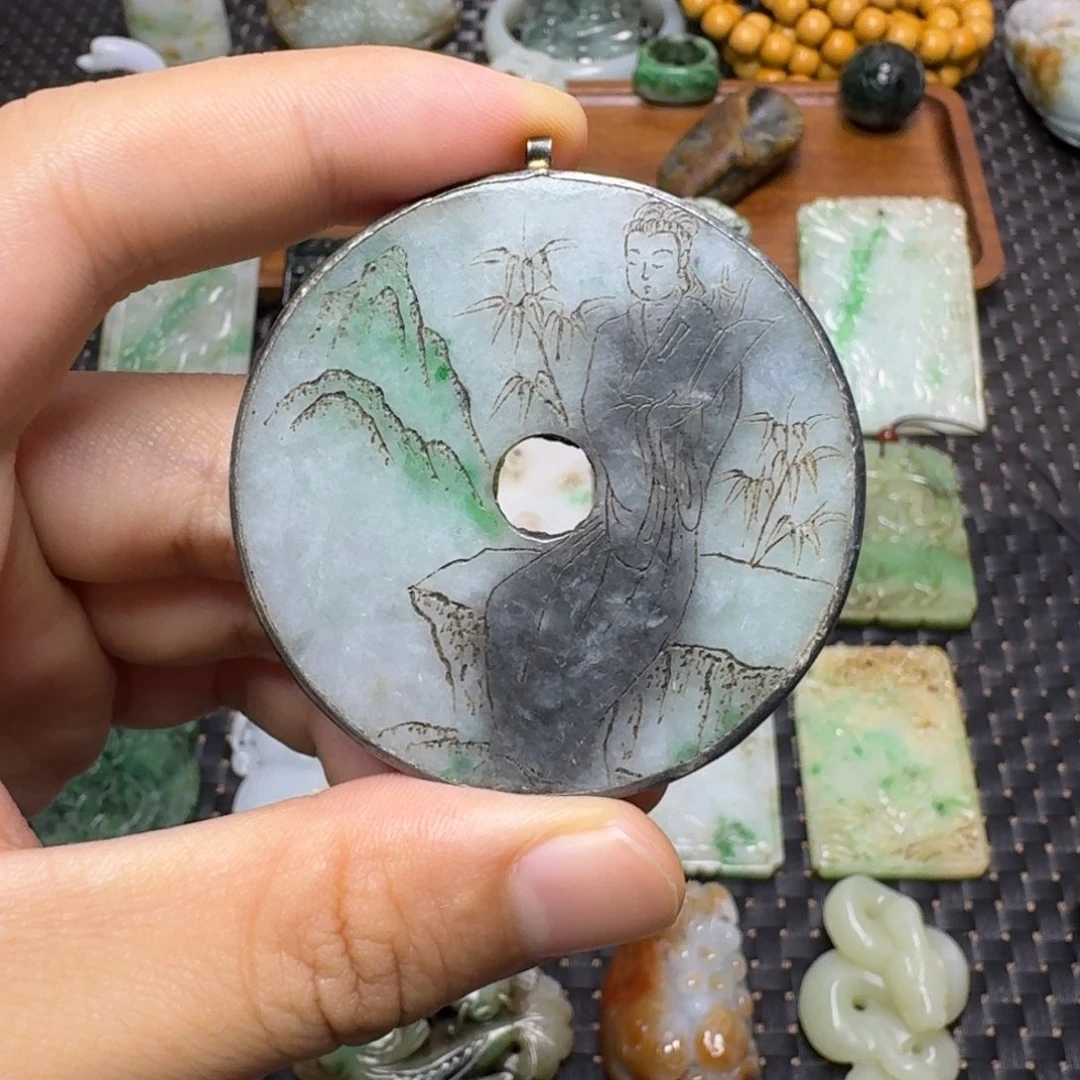 翡翠未镶嵌颈饰翡翠颈饰未镶嵌