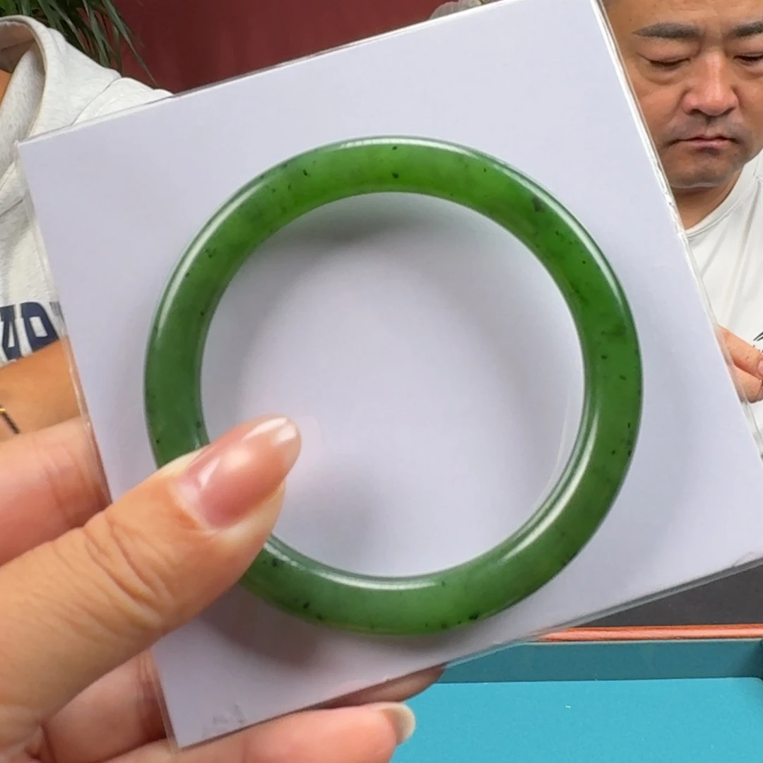 和田玉未镶嵌颈饰圈口56
