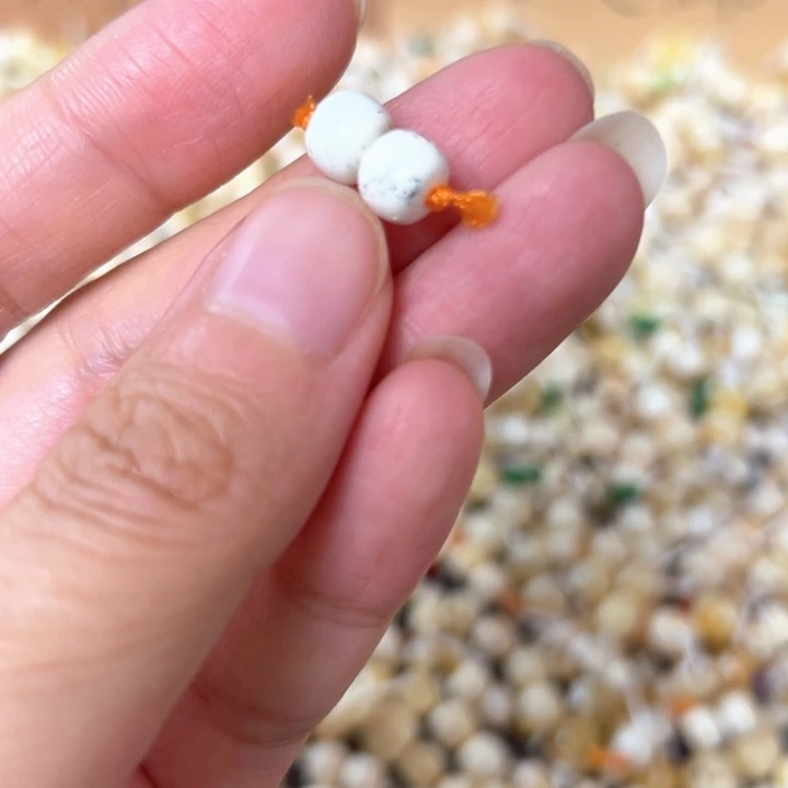 裸石蜜蜡未镶嵌6.8mm一对
