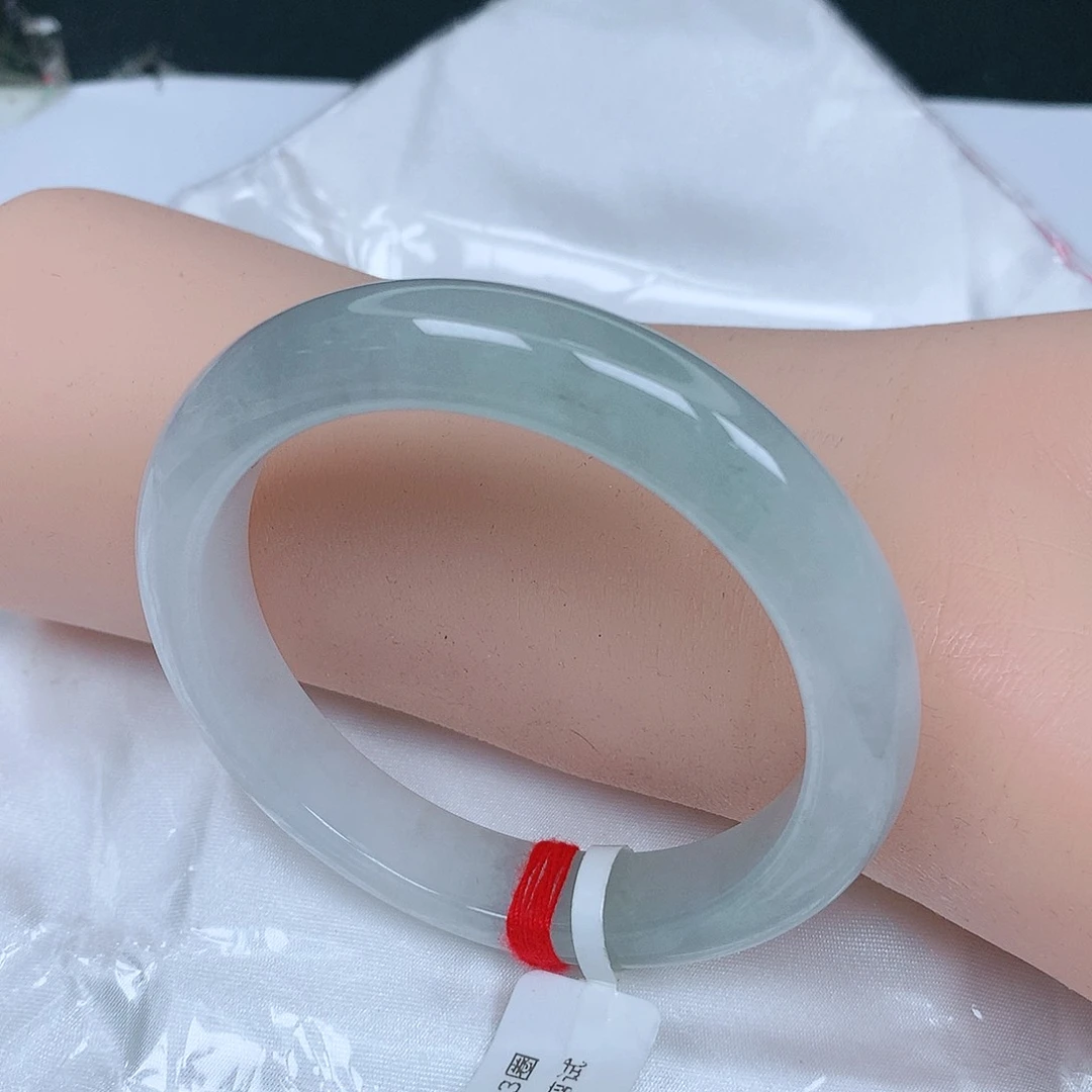 【闪购商品】翡翠手镯未镶嵌，53